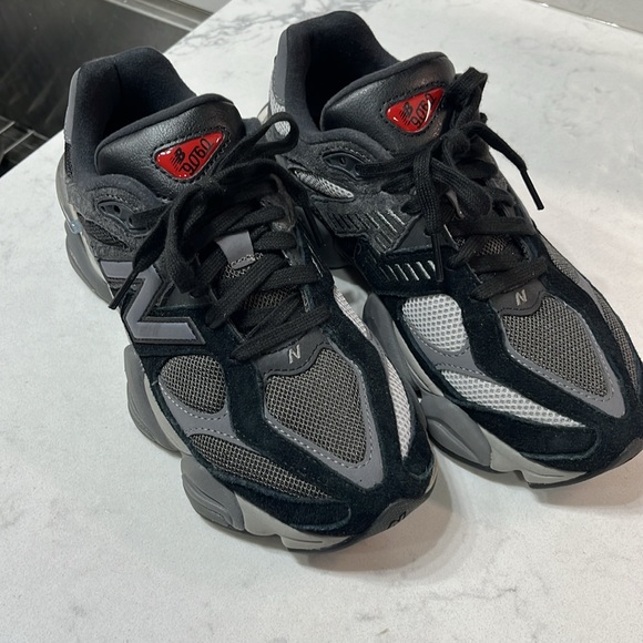 New Balance 9060 Black with Castlerock and Rain Cloud - Picture 5 of 6